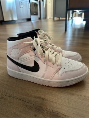 Nike High-Top Sneakers in Pink, White & Black